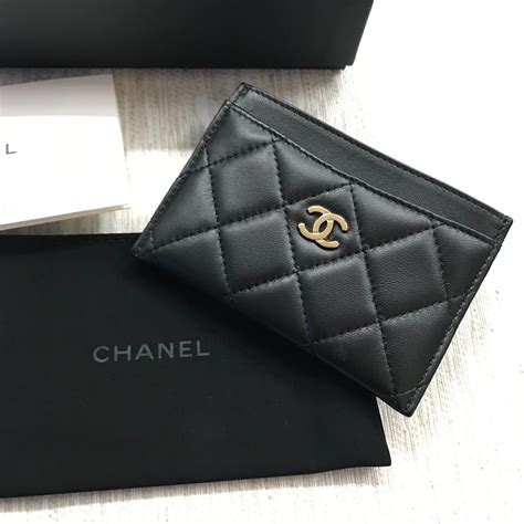 porte carte chanel homme|Portefeuilles Hommes en Noir par Chanel .